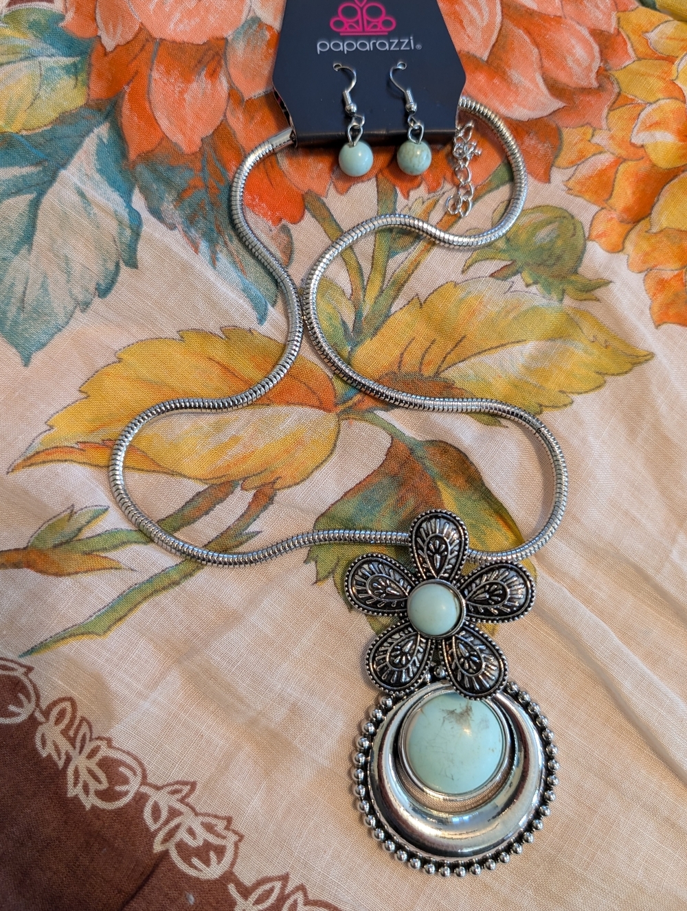 NWT Paparazzi Jewelry Lot Of Bohemian Floral And Gem Blue And Silver Jewelry - Picture 5 of 9